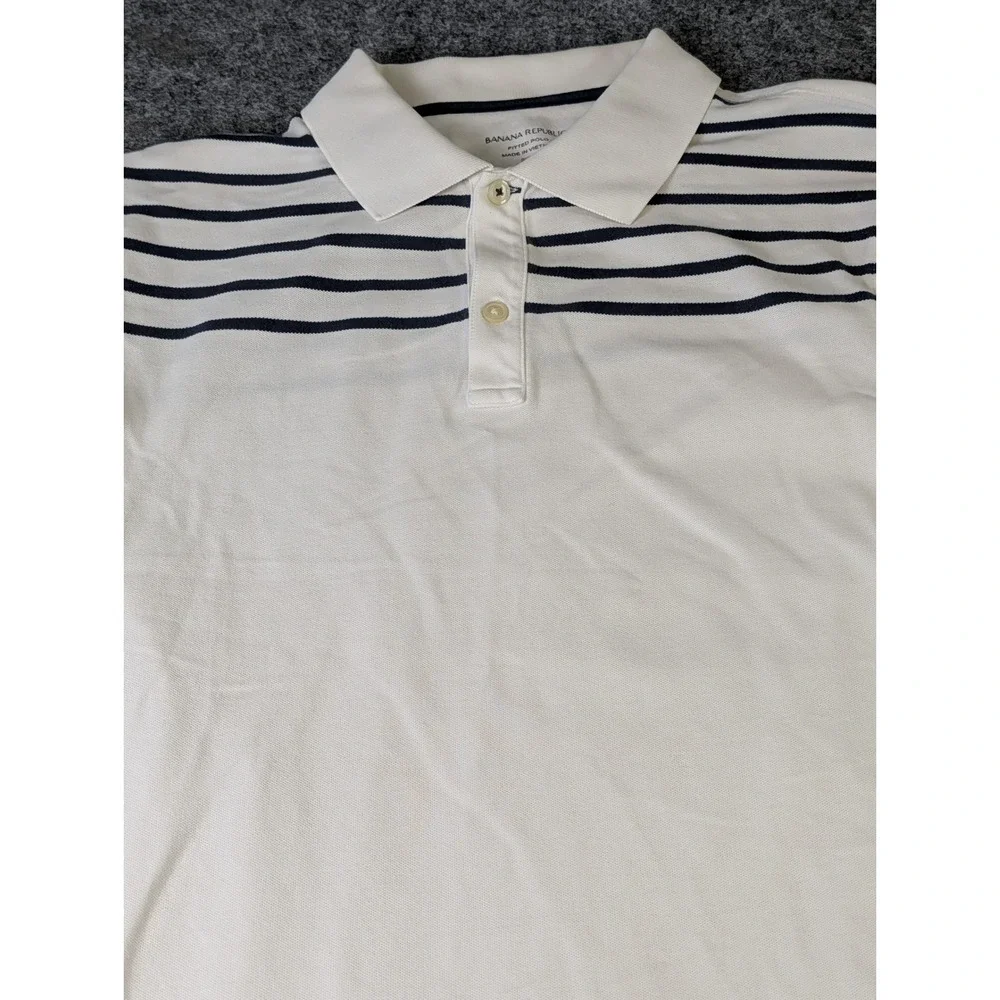 Banana Republic Mens L Fitted Polo Shirt Cream Navy Blue Striped Cotton EUC